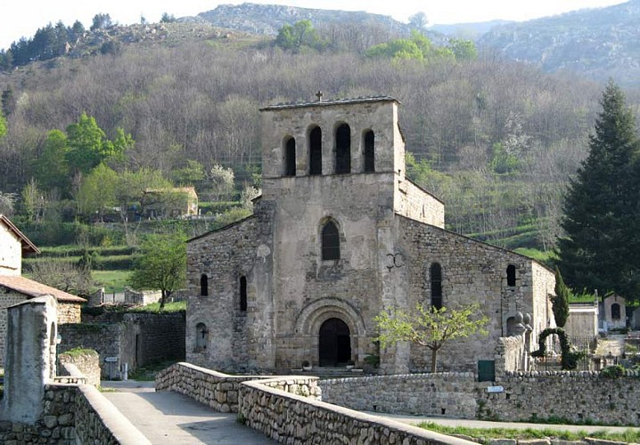 Iglesia Nuestra Señora de Prevénchères - Conocida como Iglesia del Bautismo